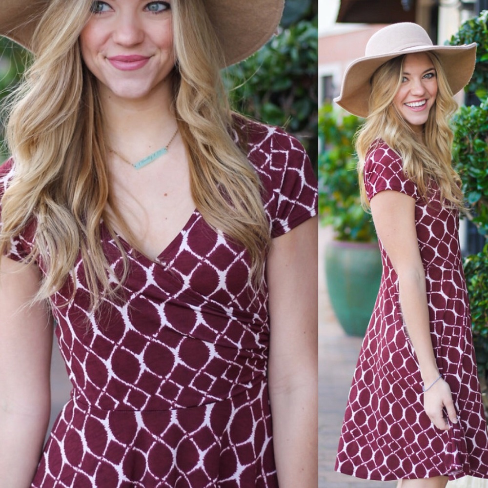 Last one!!! SMALL Burgundy Faux wrap dress - Picture 3 of 6
